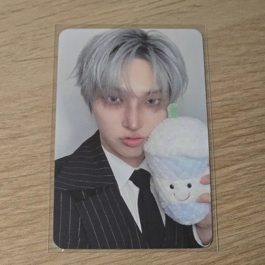 [BUNJANG] ATEEZ Golden Hour: Part. 5 Hello Live POB Photocard Mingi / 민기)에이티즈 골든아워5 헬로라이브 특전 밀크티