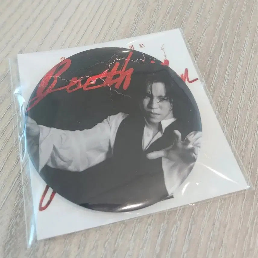 [BUNJANG] Musical Beethoven Hong Kwang Ho Yes24 Special Edition Hand Mirror / 뮤지컬 베토벤 홍광호 배우 예사 특전 손거울