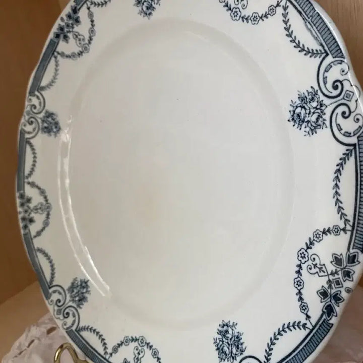 [BUNJANG] French Antique Dinner Plate / 프랑스 엔틱 디너 접시