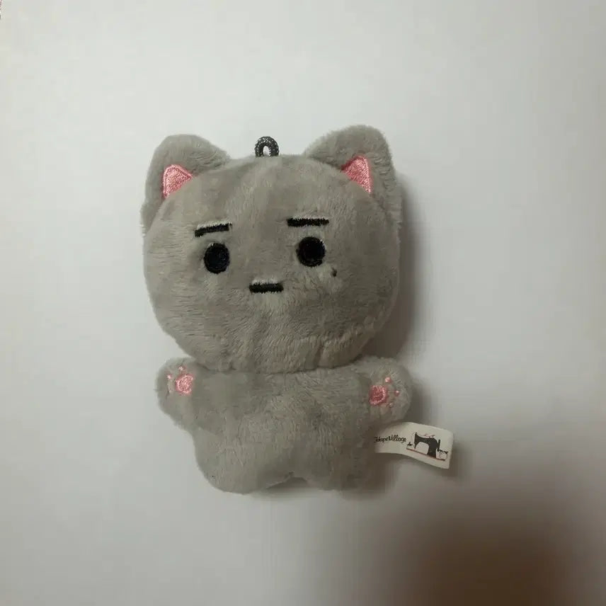 [BUNJANG] Ha Hyun Sang "Hyunnyangyi" Plush Doll / 현냥이 하현상 인형 양도합니다
