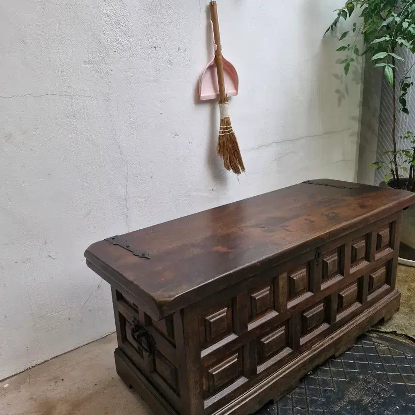 [BUNJANG] Vintage Oak Chest Table - Spanish Style / 빈티지 원목 수납함 스페인 체스트 테이블 빈티지가구