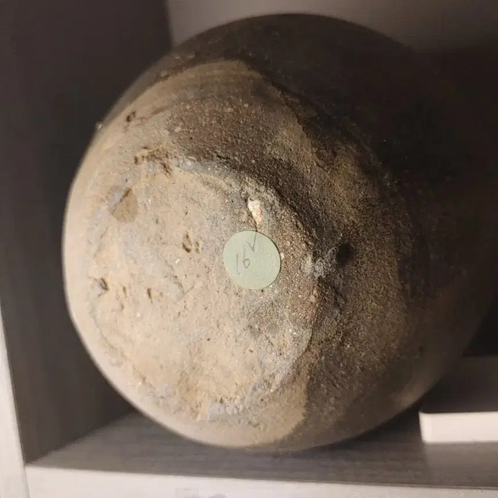 [BUNJANG] Unified Silla Dynasty Short-Necked Ewer with Smooth Rim / 구연부 결실없는 통일신라 경질토기 단경병 완품