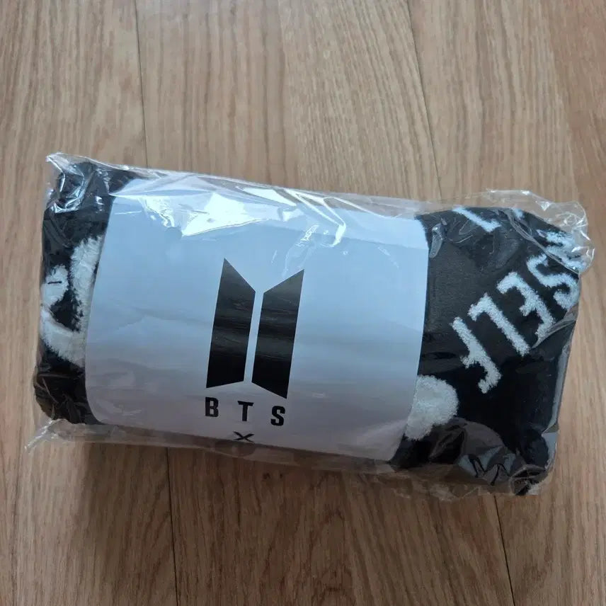 [BUNJANG] BTS X FILA 2019 Speak Yourself Final Concert Blanket Fan Gift / BTS X FILA 방탄소년단 2019 스픽콘 파이널 담요 팬기프트