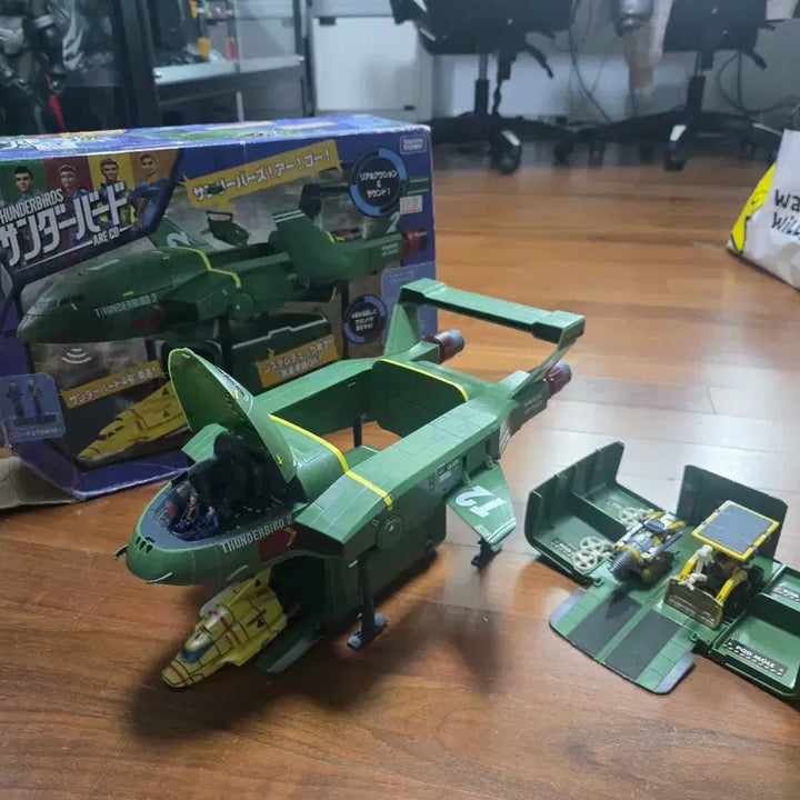 [BUNJANG] Takara Tomy Thunderbird 2 &amp; 4 DX Set with Additional Components / 타카라토미 썬더버드2호4호DX+추가구성 일괄판매