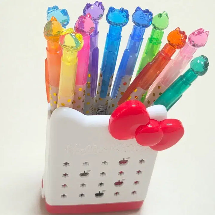 [BUNJANG] Classic Kitty 2012 Ballpoint Pen Set with Pen Holder / 세트)고전키티 사인펜 형관펜 키티 펜꽂이