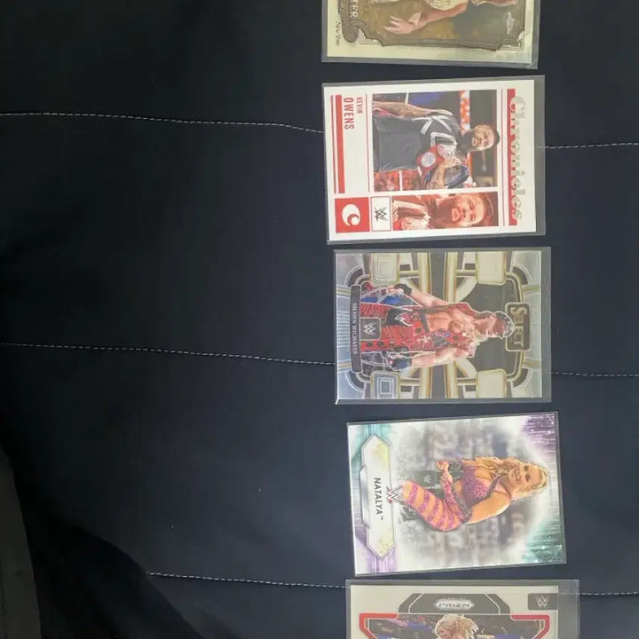 [BUNJANG] WWE Trading Cards Bundle (12 cards), Basketball Card (1 card) / wwe 카드 12장 일괄 ,농구 카드 1장