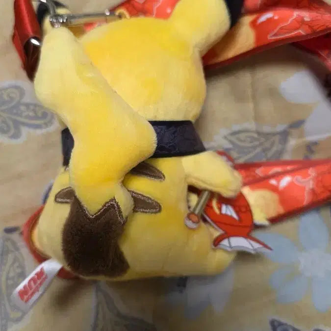 [BUNJANG] Limited Edition Pokemon Run 2026 Pikachu Silver Medal Plush / 한정판 포켓몬런 2026 피카츄 은메달 인형