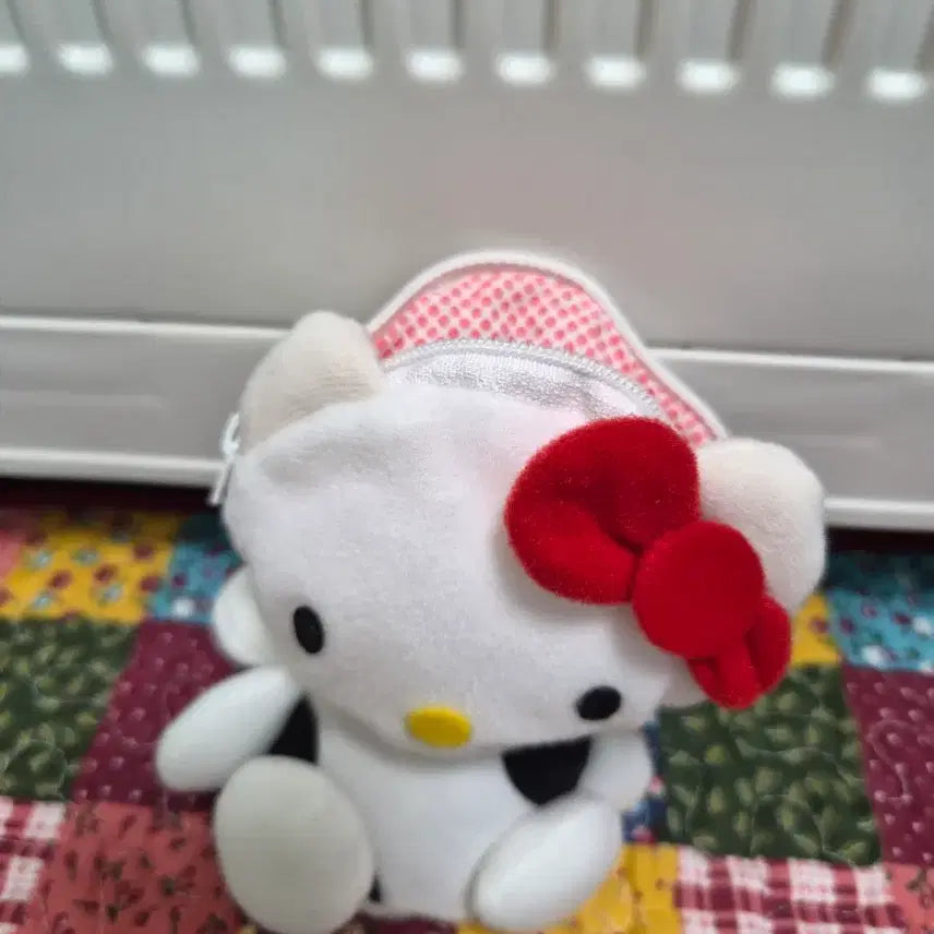 [BUNJANG] Sanrio Hello Kitty 12 Zodiac Year of the Ox Pouch Doll Keychain / 고전 헬로키티 십이간지 소 파우치 인형 키링