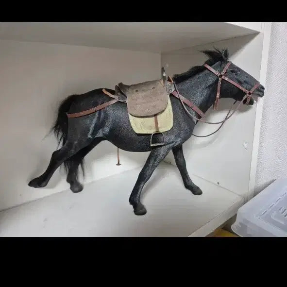 [BUNJANG] 12-inch Horse Figure 1:6 Scale Compatible / 12인치 말 피규어 핫토이 1:6호환