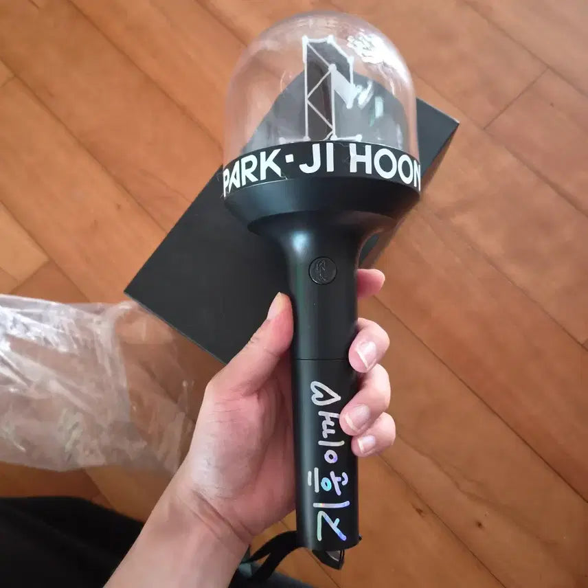 [BUNJANG] Wanna One Official Lightstick Wanneable Bong / 워너원 응원봉 워너블봉