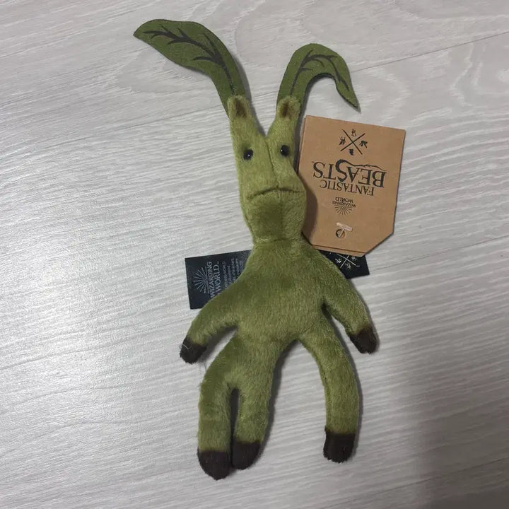 [BUNJANG] Harry Potter Fantastic Beasts Bowtruckle Figure Doll / 해리포터 신비한 동물사전 보우트러클 피규어 인형 새상품