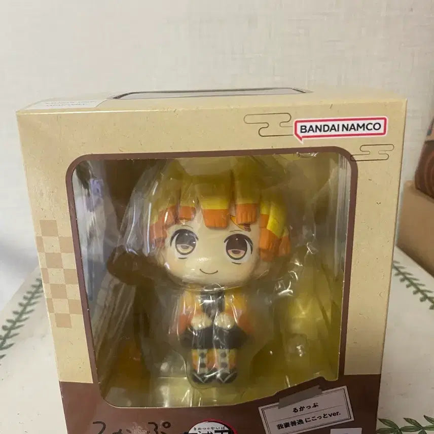 [BUNJANG] Megahouse Demon Slayer Zenitsu Agatsuma Figure (Smiling Expression, Sealed) / 젠이츠룩업/방긋/미개봉