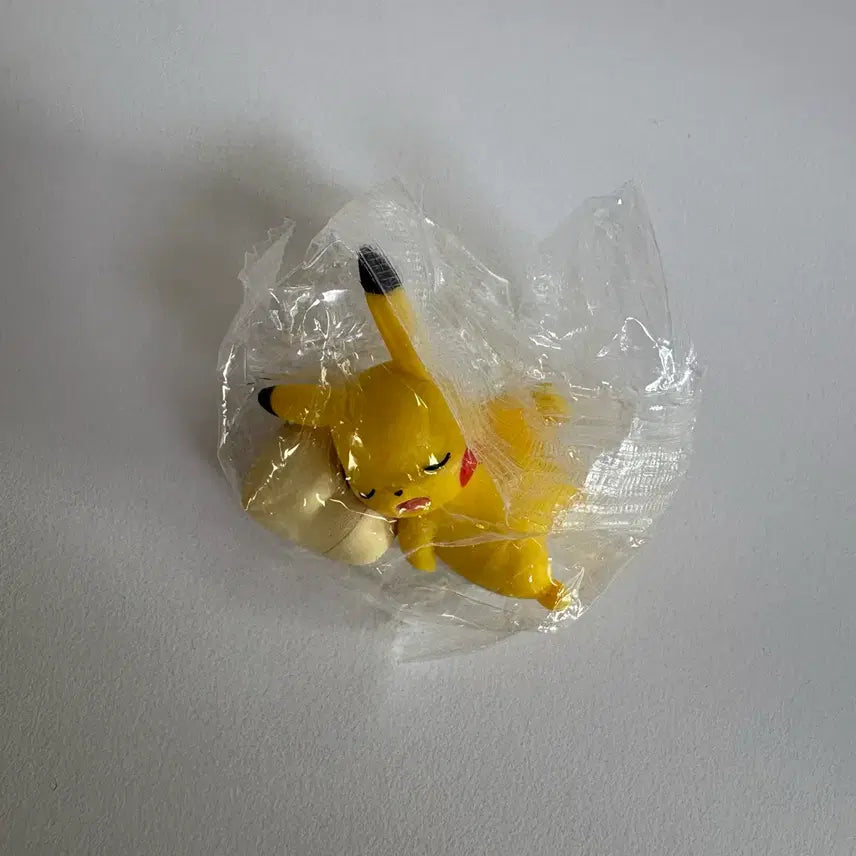 [BUNJANG] Pokemon Monster Ball Drink Figure Set with Pikachu / 포켓몬 몬스터볼 음료 피규어 6개피카츄포함