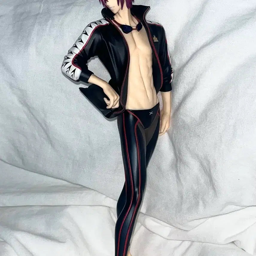 [BUNJANG] Free! Matsuoka Rin Alter 1/8 Scale Figure / [택포 19] 프리 free! 마츠오카 린 알터 1/8 피규어