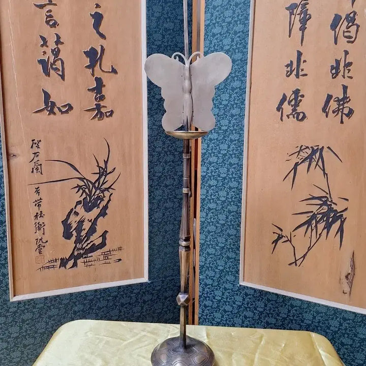 [BUNJANG] Antique Turtle Candlestick Holder with Butterfly Shade / 연대깊은 동거북이 촛대