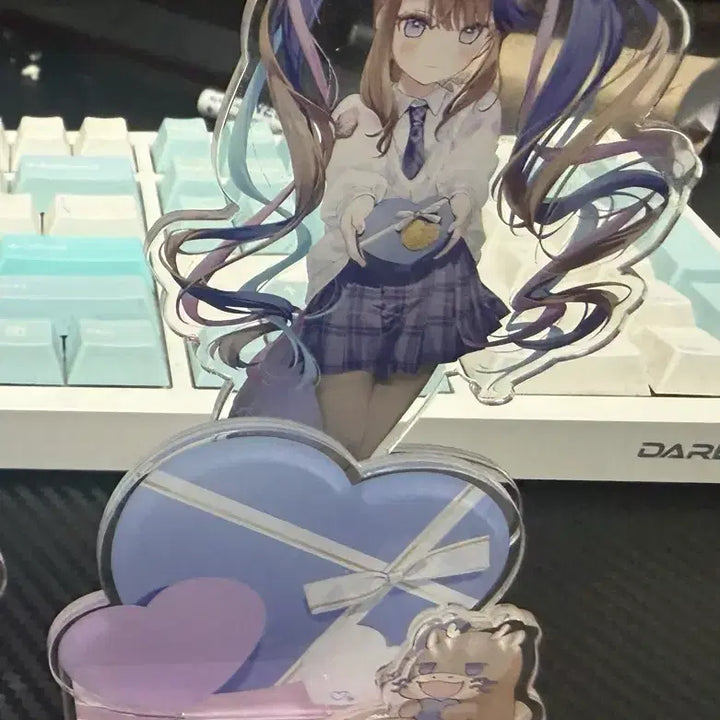 [BUNJANG] Airi Kanna Valentine Acrylic Stand &amp; Student ID Set / 아이리 칸나 아크릴 스탠드,학생증 세트로 팝니다