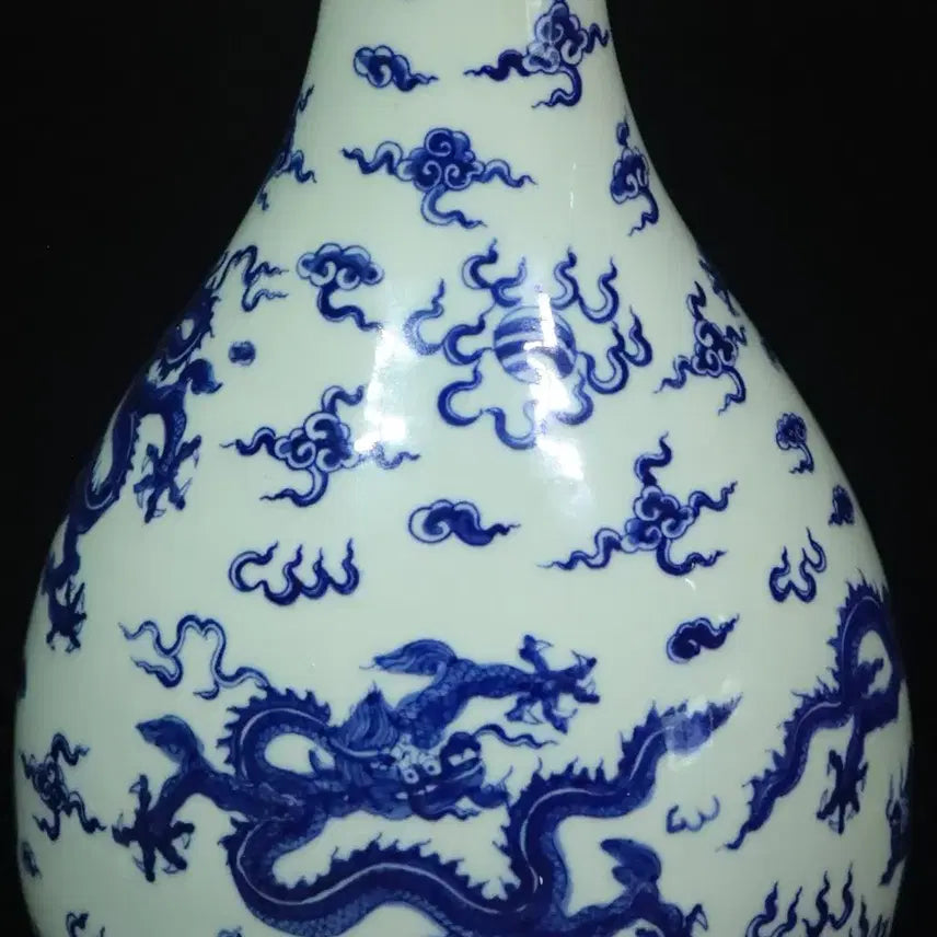 [BUNJANG] Chinese Celadon Vase with Dragon Motif / 중국 도자기 운용문 옥호춘병