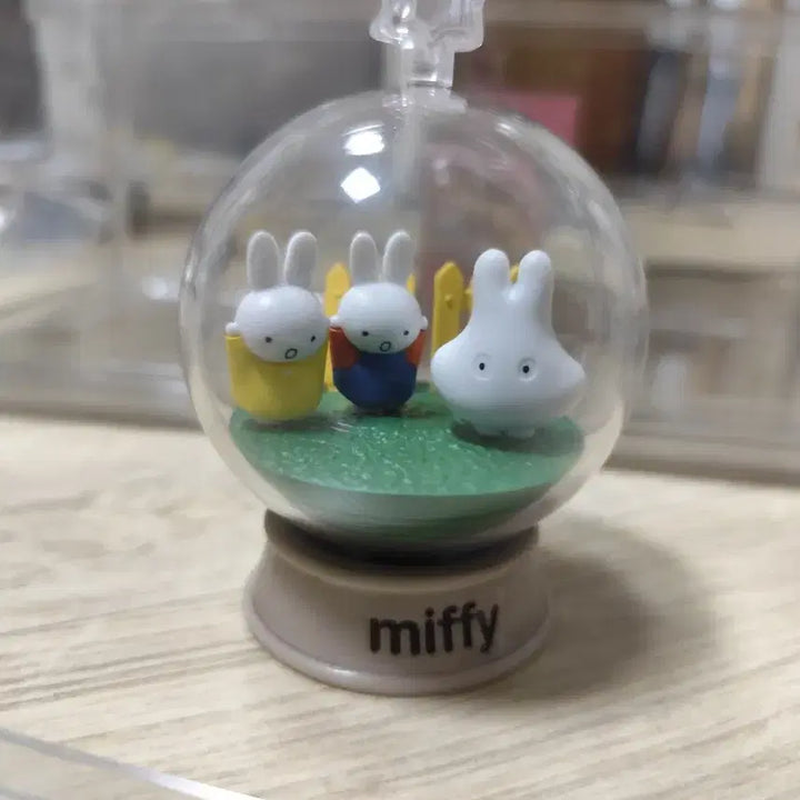 [BUNJANG] Miffy Happy Everyday Terrarium Re-Ment Figure Ghost Ver. / 미피 즐거운 매일 테라리움 리멘트 피규어 6번 고스트