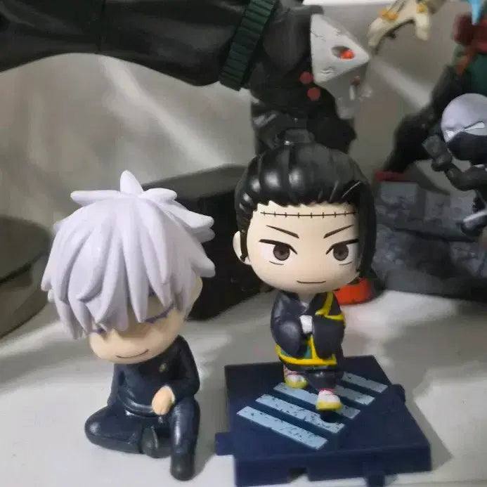 [BUNJANG] Jujutsu Kaisen Shoulder Hugger Gojo &amp; Geto (Kenjaku) Bundle Set Figures / 일괄)주술회전 어깨쿵 고죠 어깨쿵, 게토(켄쟈쿠) 피규어