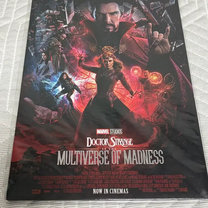 [BUNJANG] Marvel Doctor Strange in the Multiverse of Madness Standee Poster / 마블 닥터 스트레인지 대혼돈의 멀티버스 스탠드 포스터