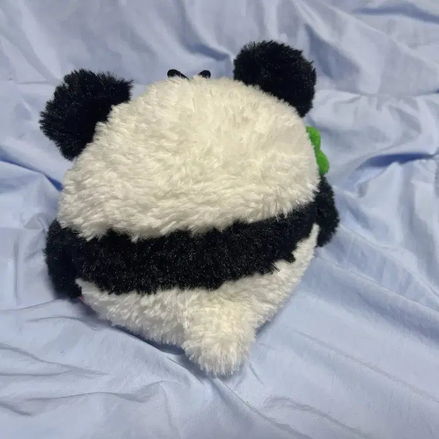 [BUNJANG] Kiiroitori Panda Four-Leaf Clover Plush / 네잎클로버 들고있는 팬더 키이로이토리