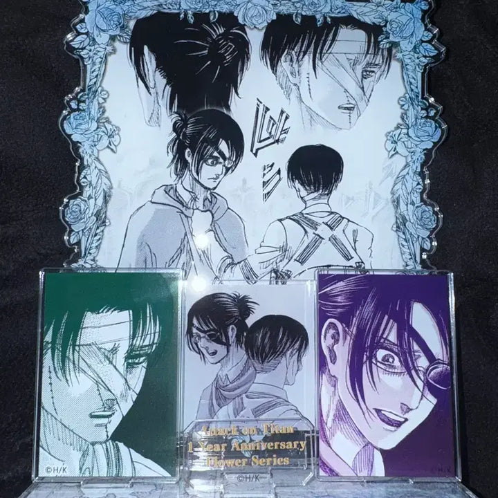 [BUNJANG] Levi Ackerman Hange Zoe Diorama Acrylic Stand / 리바이 한지 디오라마 아크릴