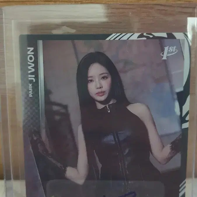 [BUNJANG] fromis_9 Park Jiwon Autographed Card / 테레카 프로미스나인 박지원 오토카드 판매합니다