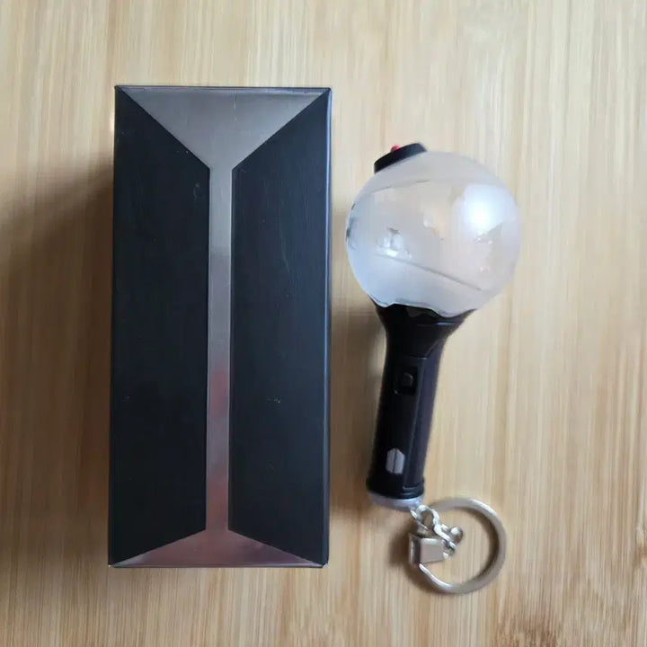 [SOLD OUT] [BUNJANG] BTS Mini Army Bomb ARMY BOMB Keychain / 방탄 미니 삼미밤 아미밤 키링 양도 판매