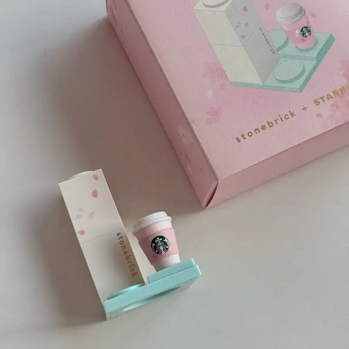 [BUNJANG] Starbucks Stonebrick Cherry Blossom Figure Lip Balm (New) / [새상품]스타벅스 스톤브릭 체리블라썸 벚꽃 피규어 립밤