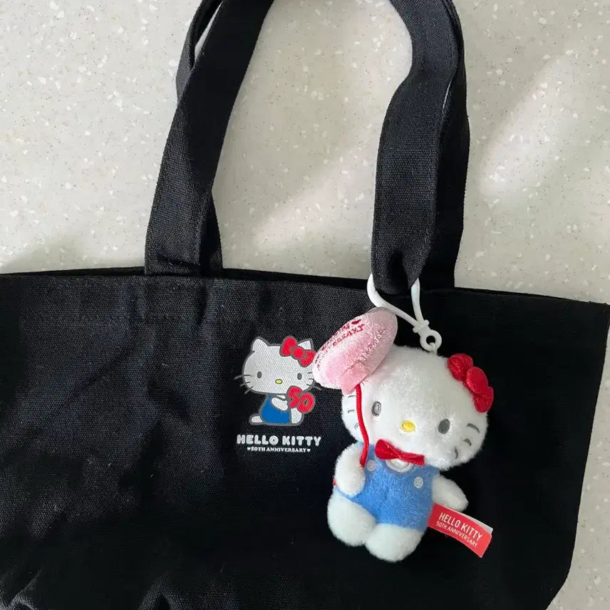 [BUNJANG] Hello Kitty 50th Anniversary Eco Bag &amp; Keyring Set / 헬로키티 50주년 에코백 키링세트