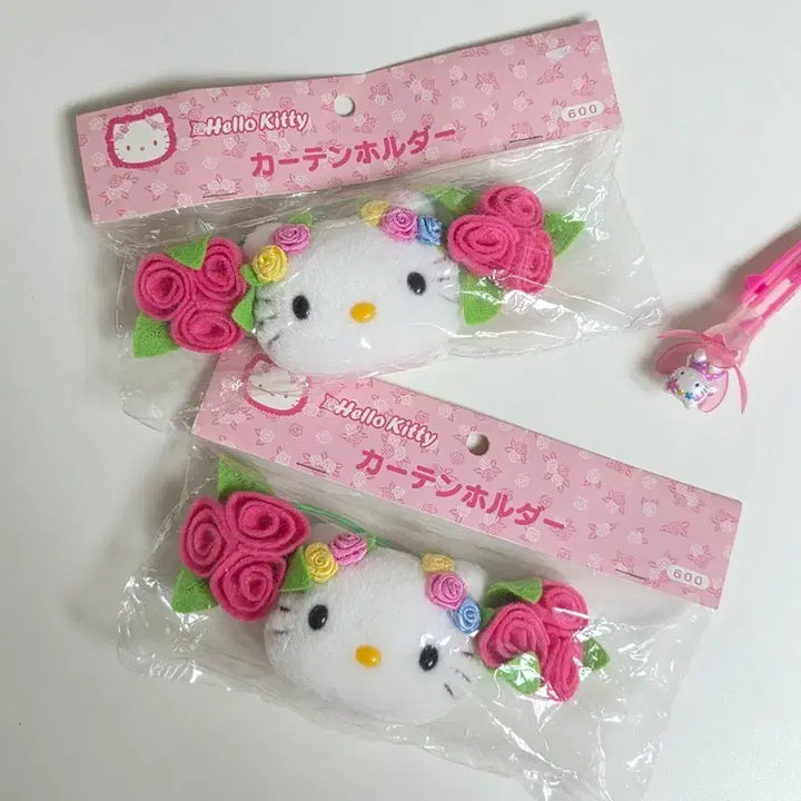 [BUNJANG] Classic Kitty Rose Kitty Curtain Holder (2001) / 고전키티 장미키티 로즈키티 커튼홀더 고전키티인형