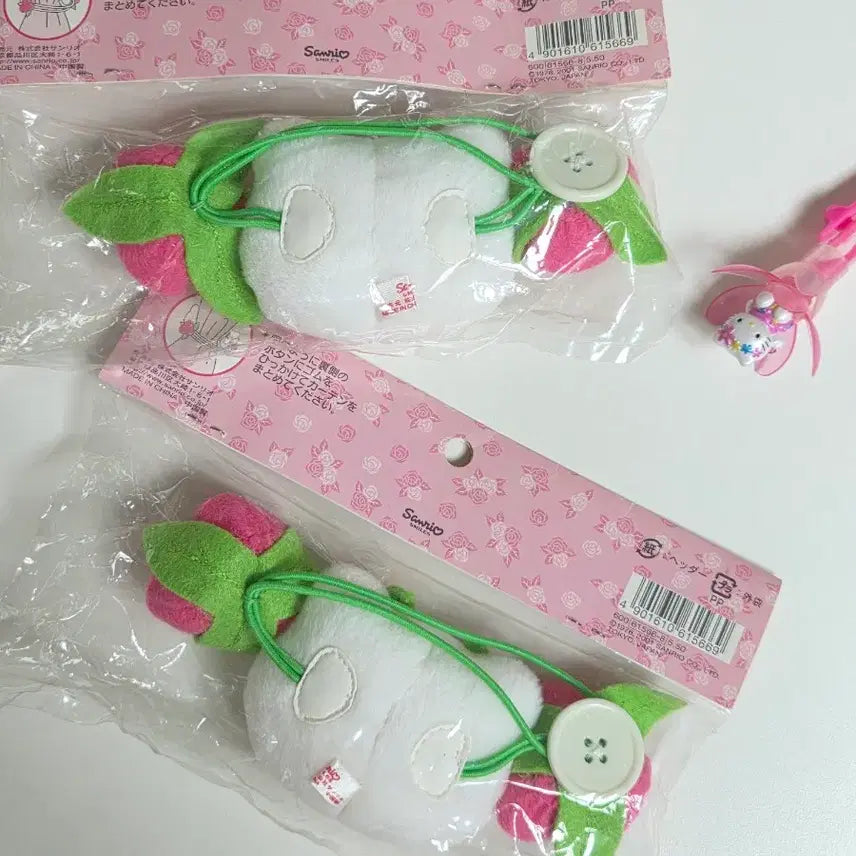 [BUNJANG] Classic Kitty Rose Kitty Curtain Holder (2001) / 고전키티 장미키티 로즈키티 커튼홀더 고전키티인형