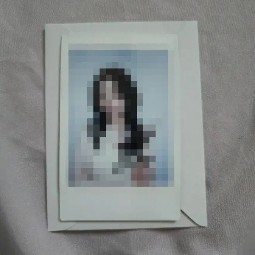 [BUNJANG] ITZY Ryujin Signed Polaroid / 있지 류진 사인 폴라로이드