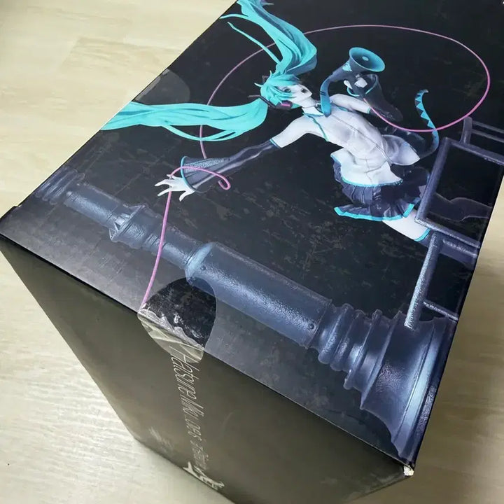 [BUNJANG] Good Smile Company Hatsune Miku Love is War Refine Ver. 1/8 Scale Figure / [새상품] 굿스마일 하츠네미쿠 사랑은전쟁 리파인 ver.