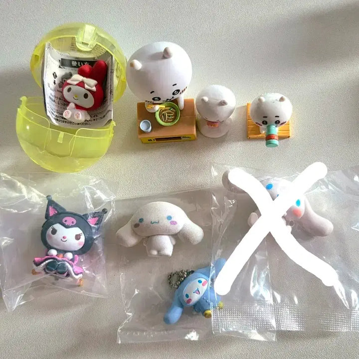 [BUNJANG] Sanrio My Melody, Cinnamonroll, Kuromi &amp; Chiikawa Gacha Figure Set / 산리오 마이멜로디 시나모롤 쿠로미 치이카와 가챠 피규어 7개 일괄