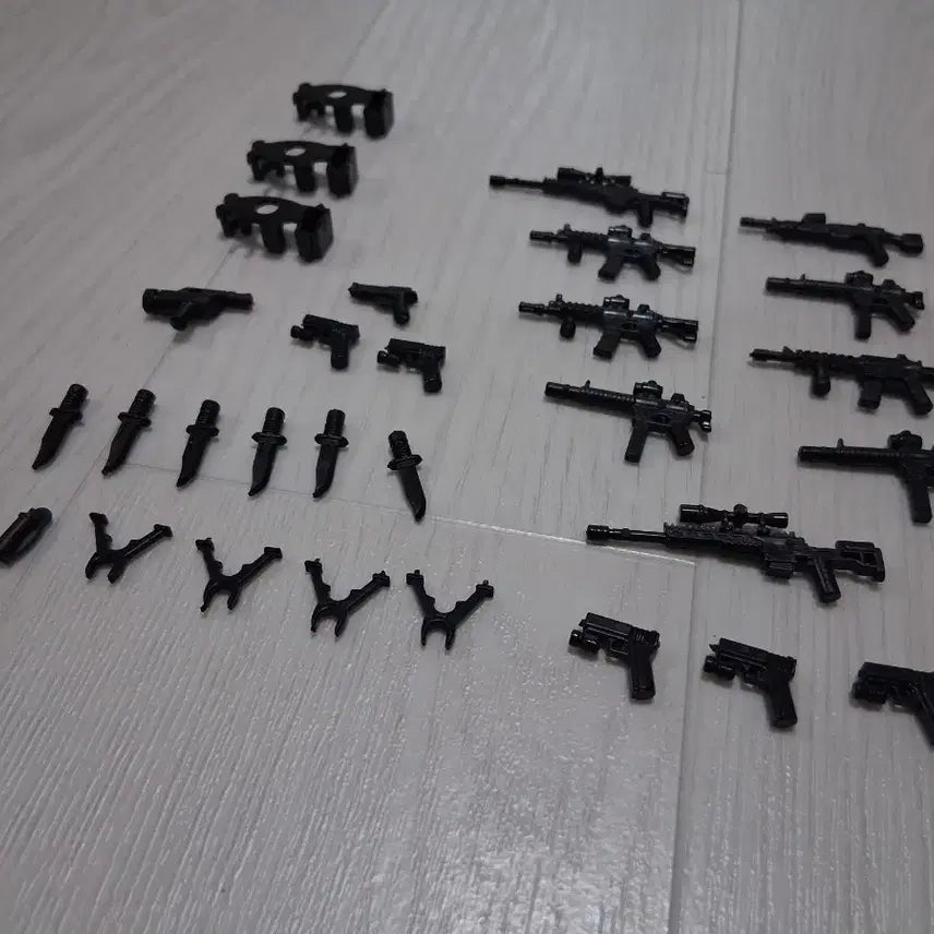 [BUNJANG] Lego Compatible Weapon and Accessory Bundle Set / 레고 호환 총기 및 무기 등 일괄 판매