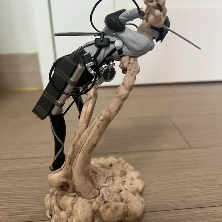 [BUNJANG] Ichiban Kuji Levi Figure (B Prize) / 제일복권 리바이 피규어(b상)