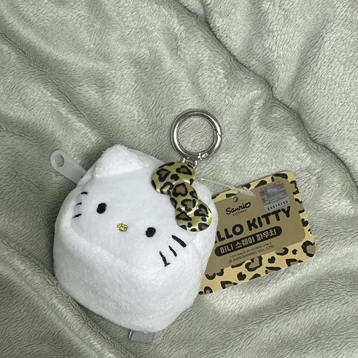 [BUNJANG] Sanrio Hello Kitty Square Mini Pouch Keyring - White / 택0,새상품) 산리오 헬로키티 스퀘어 미니 파우치 키링-화이트