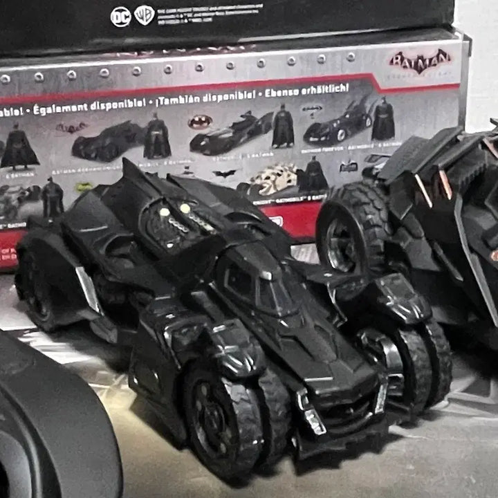 [BUNJANG] Hot Toys x Jada Toys Diecast Batmobile 1:24 / 핫토이x  자다 토이스 다이캐스트 배트모빌 1:24
