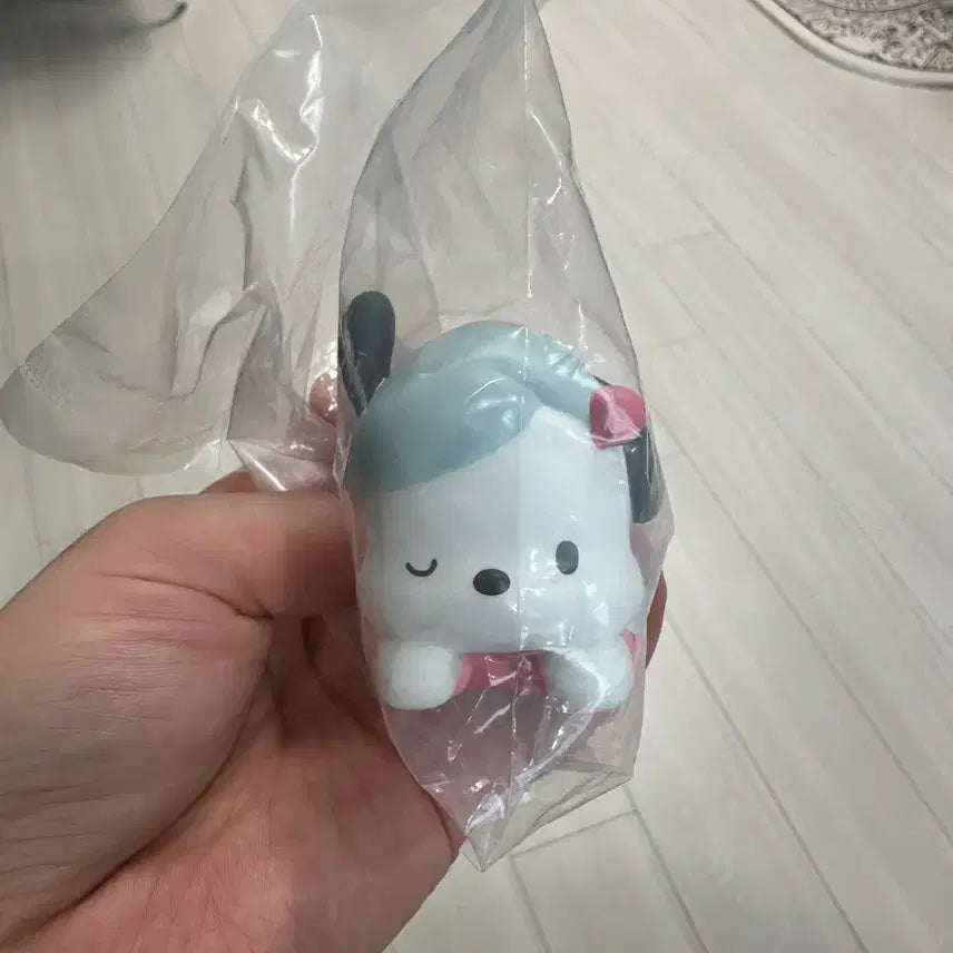 [BUNJANG] Sanrio Pochacco Figure / 산리오 포챠코 피규어