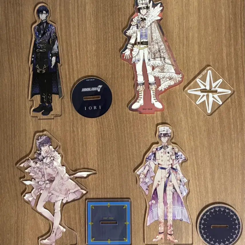 [BUNJANG] IDOLiSH7 Izumi Iori Aurora Acrylic Stand Bundle Set / 일괄) 아이나나 이즈미 이오리 아크릴 스탠드 오로라 5주년 9주년