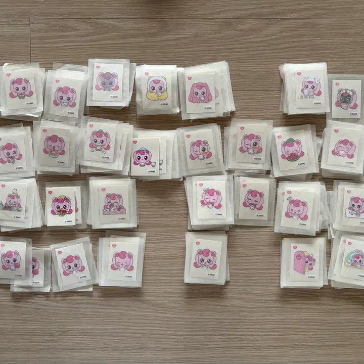 [BUNJANG] Tinioeng Jellyping Sticker 36 Types (Includes Rare Stickers) / 티니핑 젤리핑 띠부씰 36종 판매 (레어씰 포함)