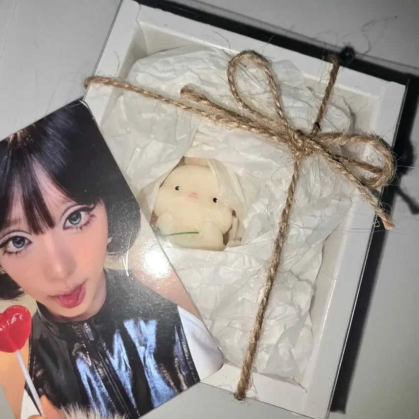 [BUNJANG] Yena Rabbit Candle &amp; Lucky Draw Photocard / 최예나 캐치캐치 미팬 역조공