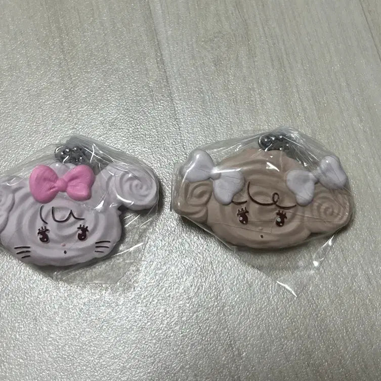 [BUNJANG] Mico Handmade Snack Cookie Gacha (Camy, Nuts) / 미코 수제 간식 쿠키 가챠(캐미,넛츠)