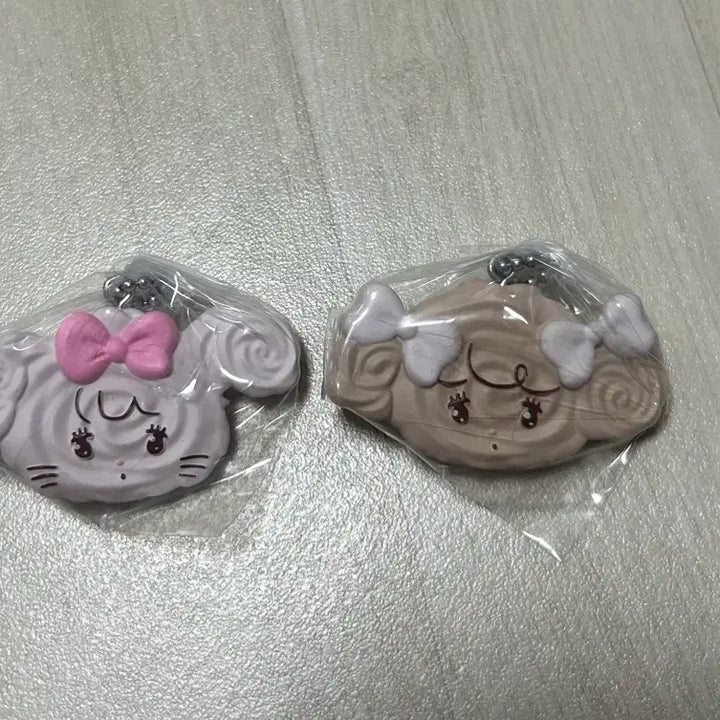 [BUNJANG] Mico Handmade Snack Cookie Gacha (Camy, Nuts) / 미코 수제 간식 쿠키 가챠(캐미,넛츠)