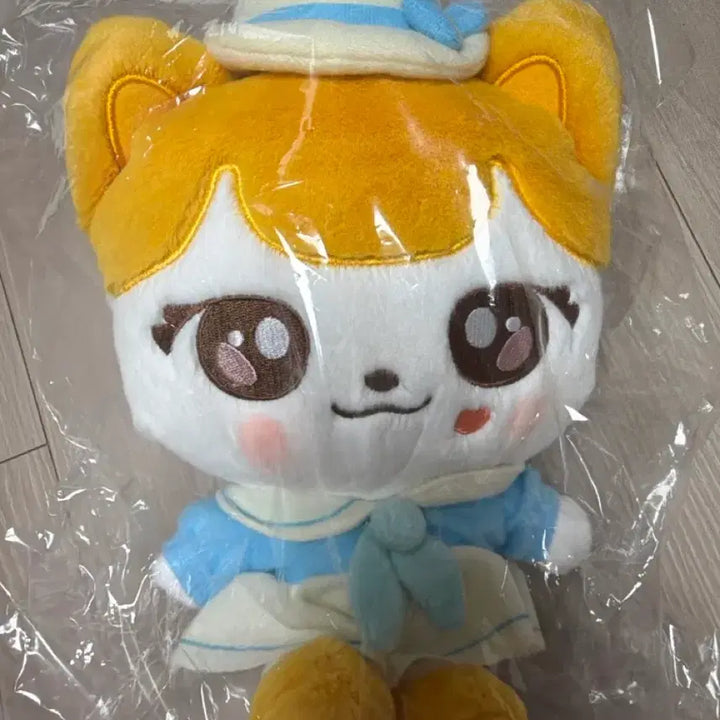 [BUNJANG] IVE MiniBea Everland Cheese Rei Plush Doll / 아이브 미니브 에버랜드 치즈 리즈 플러시인형