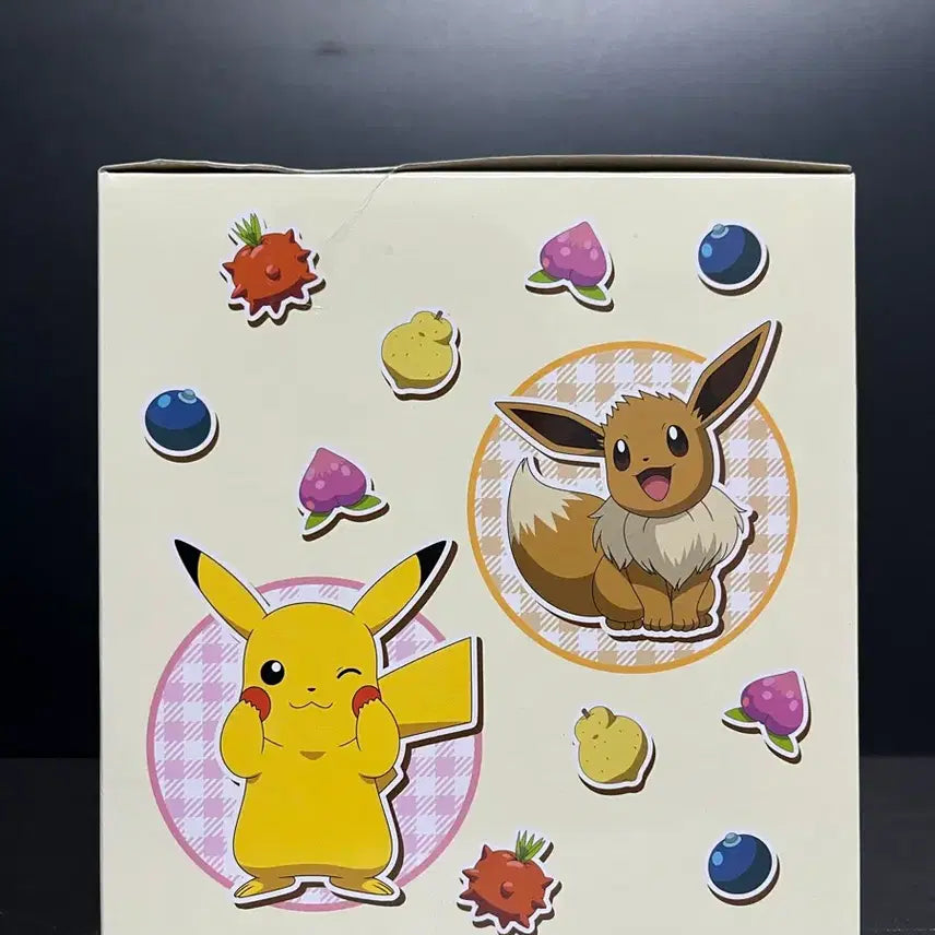 [BUNJANG] MoguMogu Time Pikachu Eevee Figure Set (Sealed) / 미개봉 포켓몬스터 피규어 모구모구 타임 피규어 피카츄 이브이