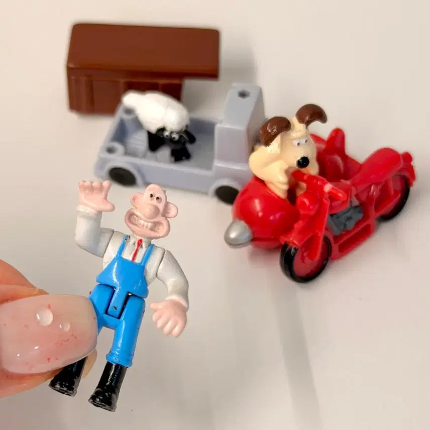 [BUNJANG] Wallace &amp; Gromit Shaun the Sheep Micro Playset Figures / 월레스와 그로밋 폴리포켓 피규어 세트 빈티지 장난감 양털도둑 소품