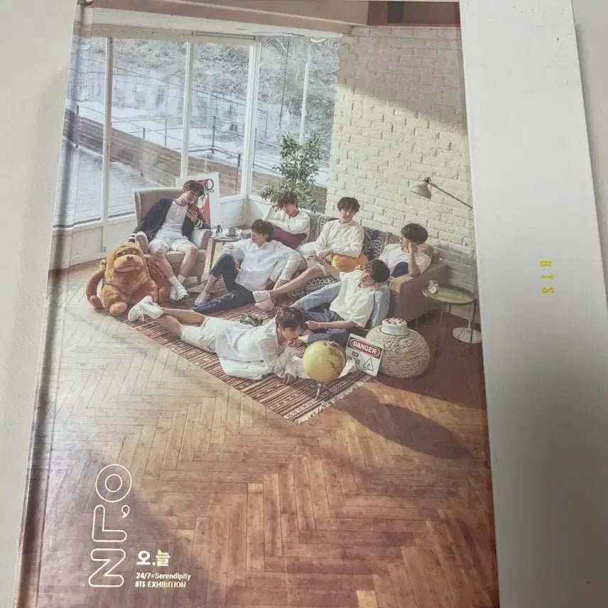 [BUNJANG] BTS Exhibition Photobook / 방탄소년단 bts 오늘 전시회 포토북