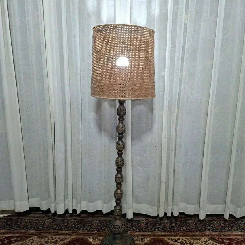 [BUNJANG] 1960-70s Hong Kong Vintage Brass Openwork Floor Lamp / 60~70S 홍콩 빈티지 황동 투각 플로어 스탠드
